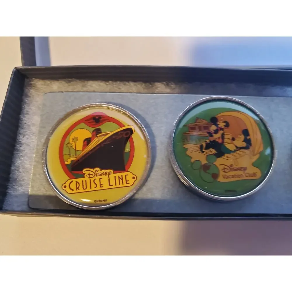 Disney magnets size set
